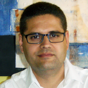 <center>José Luis Martos</center>